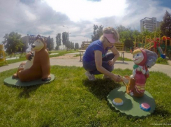 В парке «Волжском» поселились Маша и Медведь