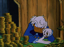 «Скруджами Макдаками» оказались больше половины волжан, откладывая деньги на «черный» день