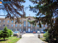 Администрация Волжского закупает асфальтобетонную крошку почти на 3 миллиона