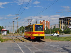 Автомобили в Волжском поедут по одной полосе