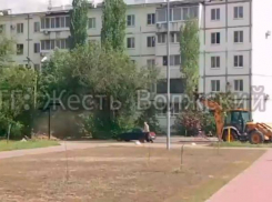 Установка дорожного знака в Волжском едва не обернулась катастрофой: поврежден газопровод