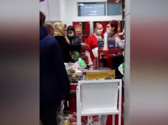 «Губернатора скоро посадят! Не все в Стране Дураков – дураки», - волжанка