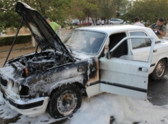 В новой части Волжского сгорела «Волга»