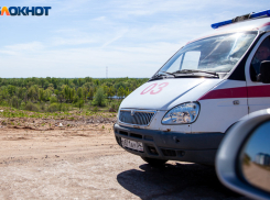Водитель «Лады» устроил аварию с мотоциклом под Волжским