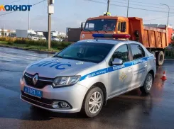 На дороге в Волжском КАМАЗ въехал в Вольво: есть пострадавшие