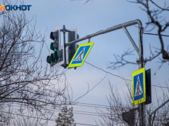 Новый светофор установят в Волжском на опасном перекрестке