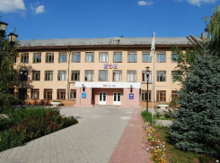 Волжский получил в подарок символ гидроэнергетики