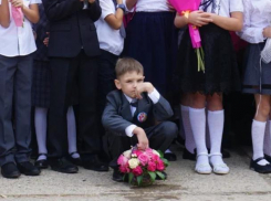 Маленький волжанин стал героем первого учебного дня