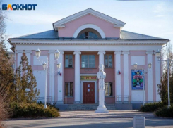 225 лет со Дня рождения Пушкина: история появления бюста в Волжском  