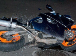 Лихач на скорости слетел со своего мотоцикла в Волжском