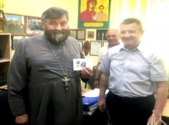 В Волжском казакам вручили медали «За усердие в службе»