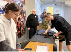 В Волжском старшеклассники испытали себя на силу, знания и выносливость