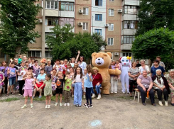 Шашлыки, «плов дружбы» и японский гольф во дворах: Волжский шумно и вкусно отметит «День соседей»