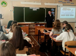 Волжским школьникам напомнили о безопасности на дорогах
