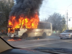 На Спартановке дотла выгорел пассажирский автобус