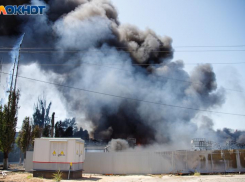 Роспотребнадзор исследует воздух в Волгоградской области из-за возгорания нефтепродуктов после атаки БПЛА