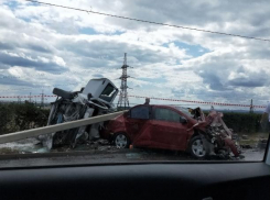 Виновный в аварии на ГЭС, где двое погибли и мальчику оторвало руку, отметил свадьбу