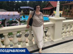 Любимую маму, бабушку и тещу Елену Соколову родные поздравляют с юбилеем