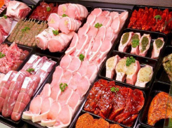 В «Перекрестке» Волжского обнаружили продажу мяса без документов