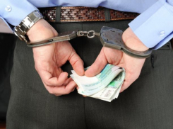 Экс-прокурора Волгоградской области освободили из-под стражи