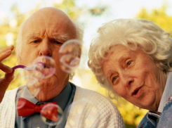 В будущем году пенсионерам будет невыгодно работать