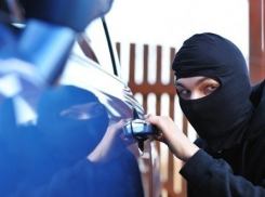 Волжанин за кражу и угон «Москвича» сядет на 3 года