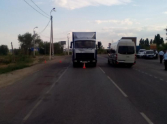 В Камышине 29-летний пешеход выжил после наезда грузовика МАЗ