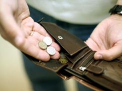 1208 волжан остаются без зарплаты