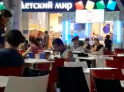 «Доедашка» позабавил посетителей фудкорта «Волгамолла» в Волжском
