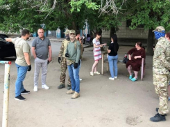 Полиция, приставы и ФСБ провели масштабный рейд из-за жалоб волжан на соседей