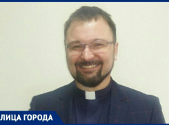 В Волжском пастор церкви рассказал о своем детстве и профессии