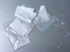 Драгдилеры сбывали синтетические наркотики в Волгограде и Волжском