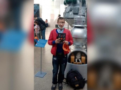 Ночевал в подвалах и ел на улице: пропавшего 6 дней назад подростка нашли под Волжским
