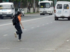 В новой части Волжского под колеса машины попал 10 летний ребенок