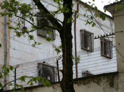 Под Волгоградом в СИЗО умер подозреваемый в изнасиловании