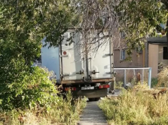 «Эпопея с автомобилистами и дорожкой в садик продолжается», - волжанка