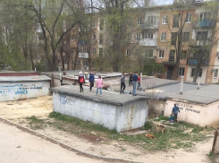 Волжане жалуются на нарушителей режима самоизоляции