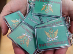 Приставы будут выискивать должников в торговых центрах Волжского и Волгограда