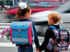 Волжским водителям в очередной раз напоминают о безопасности