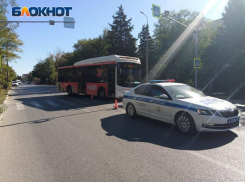 Автобус сбил мужчину на пешеходном переходе в Волжском