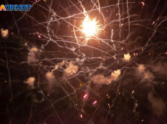 Волжских рожениц и младенцев пугают звуки салютов и взрывов ночами