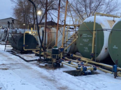 Заработать любым путем: в Волгограде нелегально производили нефтепродукты