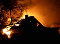 В Средней Ахтубе сгорела баня