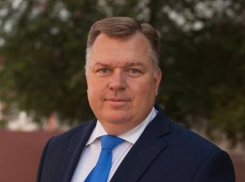 Пострадавшему в ночной стрельбе на набережной на помощь бросился главврач волжской больницы