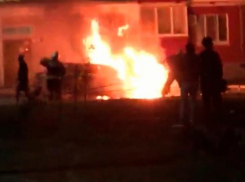 За прошедшие сутки частный дом и автомобиль пострадали в огне