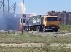 Пострадавшего в пожаре на АГЗС в Волжском перевели в ожоговый центр 