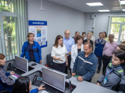 Современно, удобно, доступно! На «Волжском абразивном заводе» внедрили новую систему выдачи спецодежды