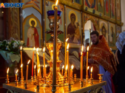 Жители Волжского отмечают Рождество Христово: обычаи и традиции