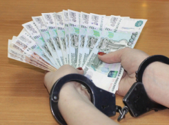 Шестерых иностранцев прописала в своей «однушке» предприимчивая волжанка