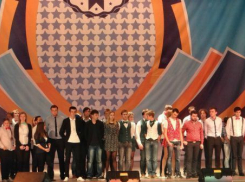 В Волжском веселые и находчивые поборются за Кубок мэра